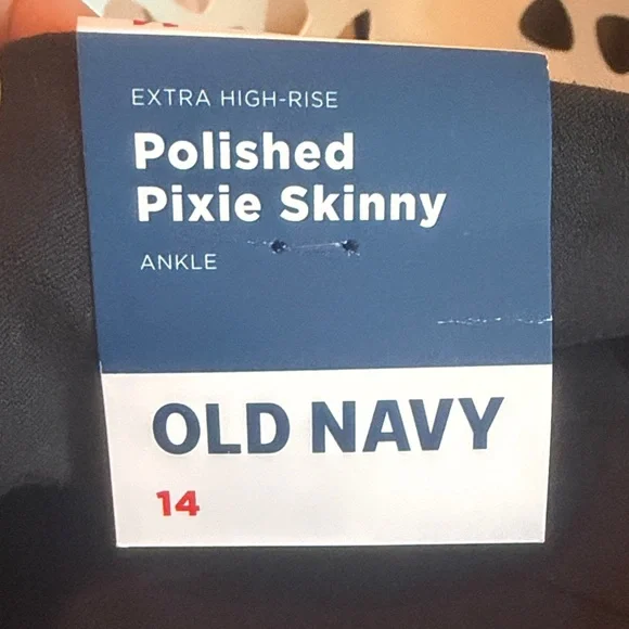 Old Navy Women's Polished Pixie Pants - Picture 5 of 5